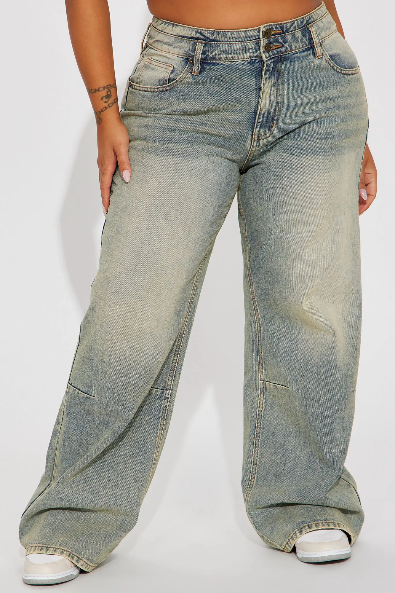Artesia Tinted Baggy Non Stretch Jeans - Light Wash