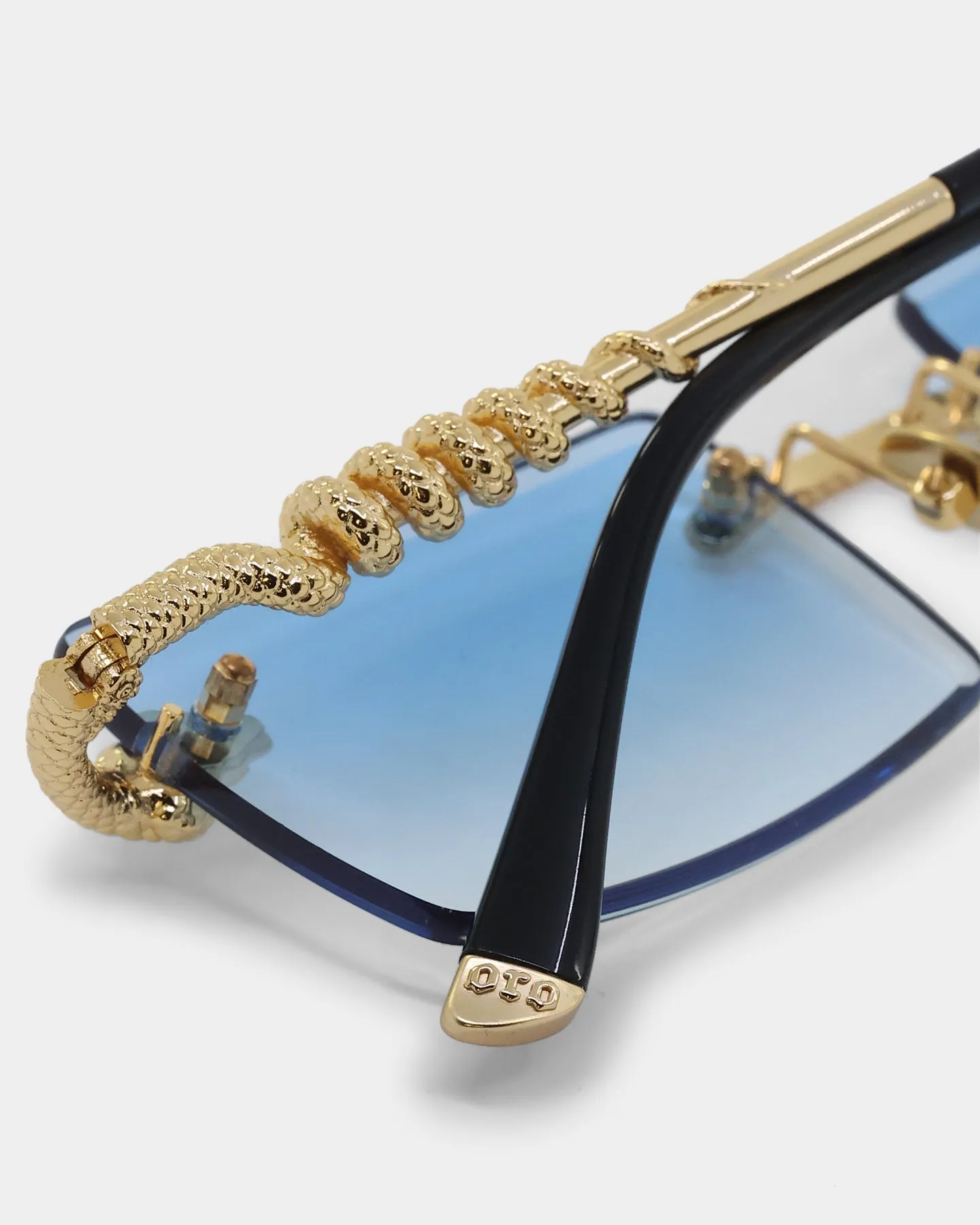 James Oro Blue Tint Serpent Authentic Sunglasses Gold/Blue